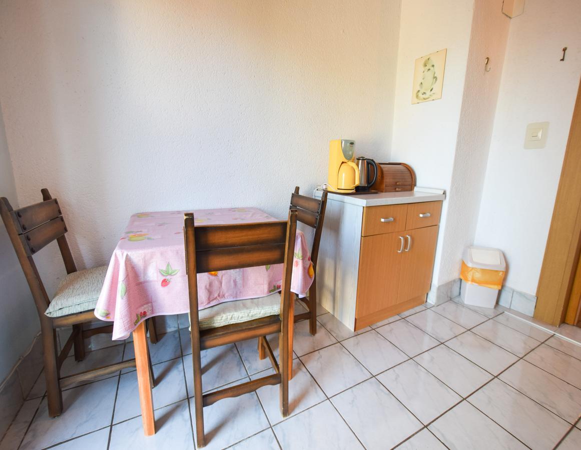 Apartment Toni Malinska Εξωτερικό φωτογραφία