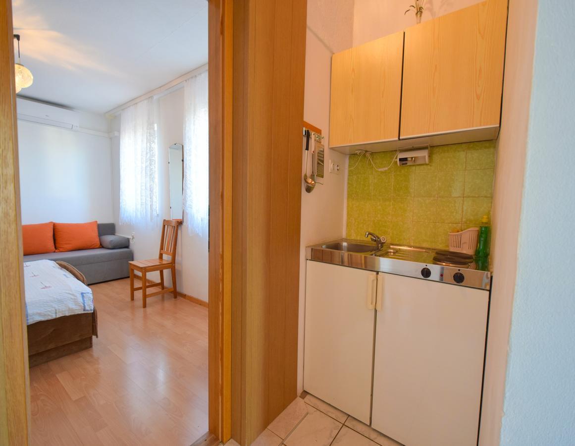 Apartment Toni Malinska Εξωτερικό φωτογραφία